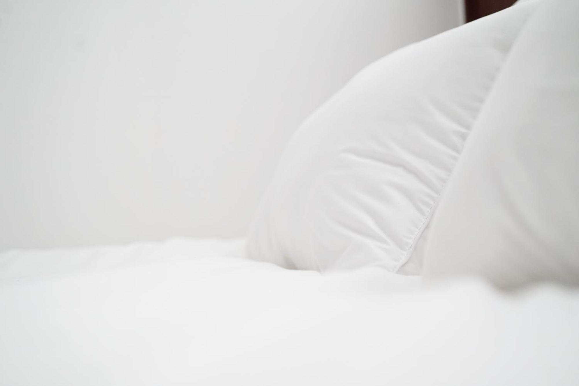 Sound Stay, 1 Minute Walk From Sillim Station, Netflix, 2 Queen-sized Beds, Hongdae 20 Minutes, Remodeling Villa Seoul